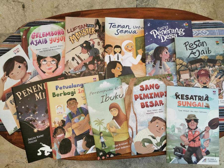 The “Becoming a Changemaker” book series